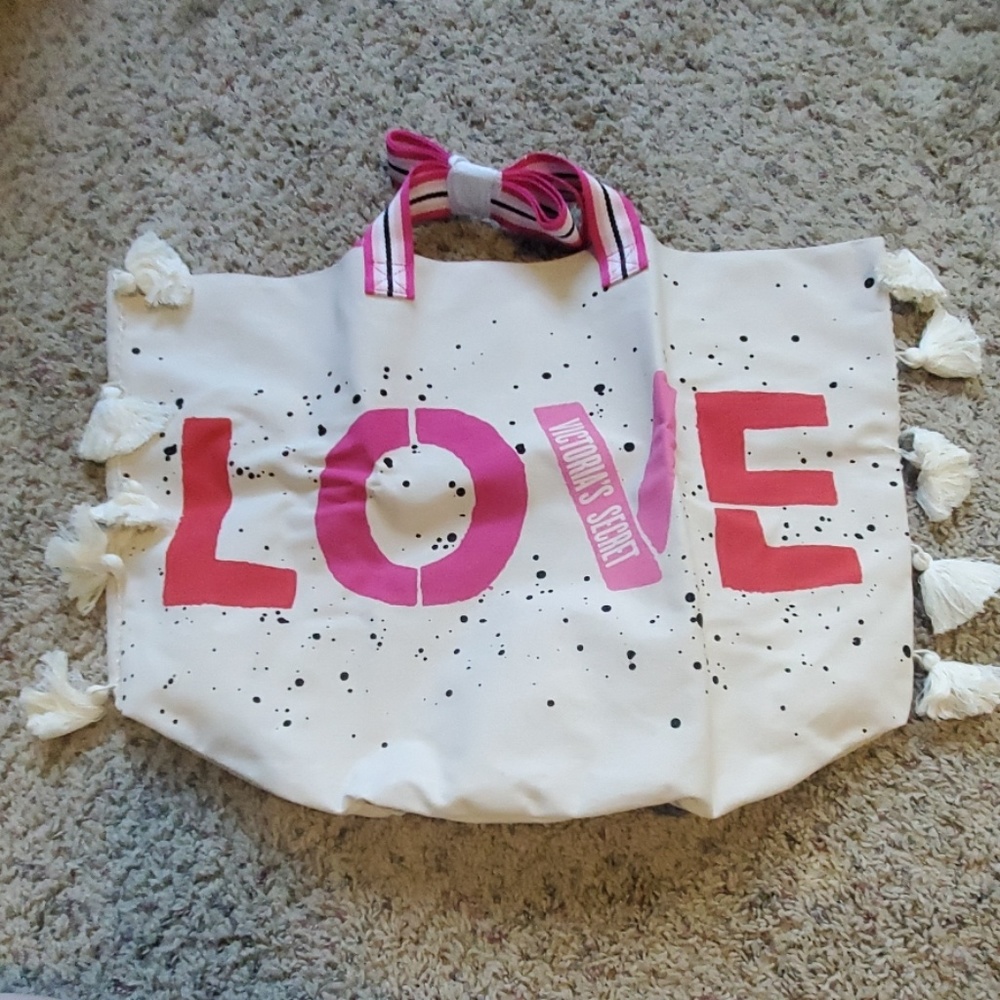 NWT VS tote